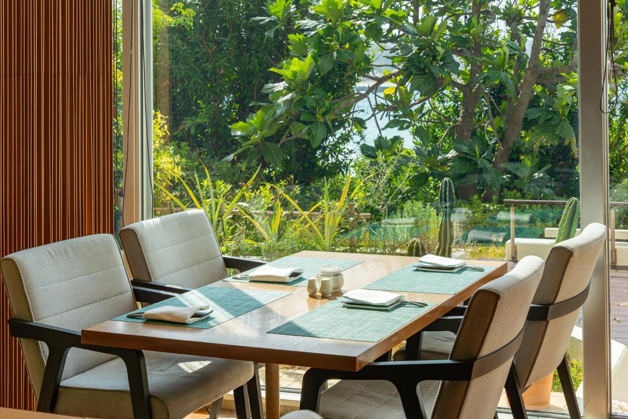 Ana Intercontinental Manza Beach Resort By Ihg Onna Luaran gambar