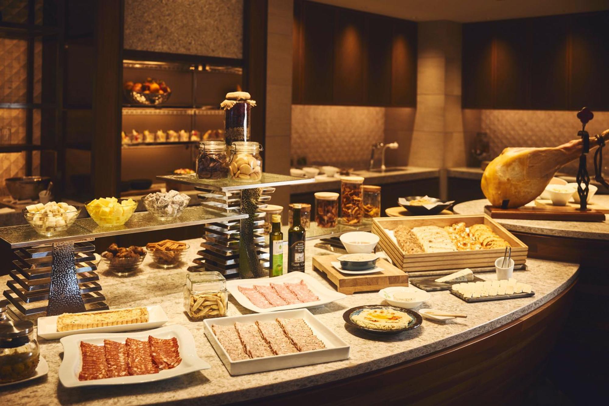 Ana Intercontinental Manza Beach Resort By Ihg Onna Luaran gambar